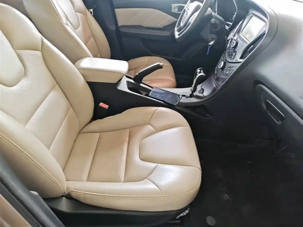 GAC Motor Trumpchi GA3S 2017 — фото 25