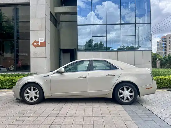Cadillac CTS 2008