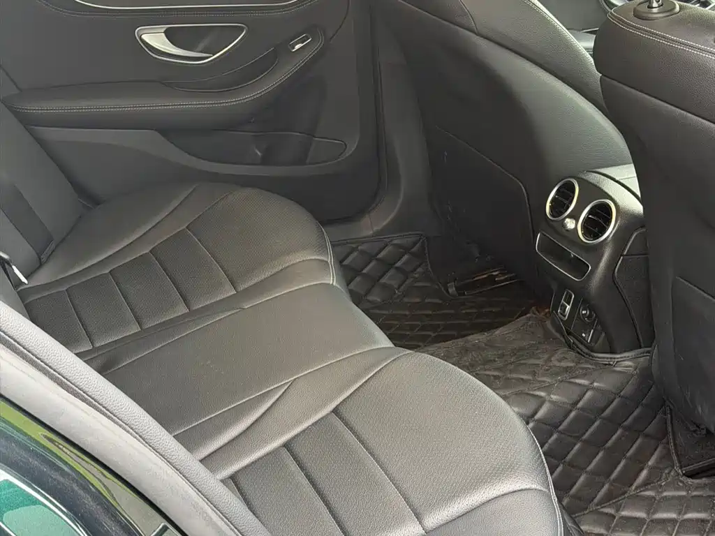 Mercedes-Benz C-Class 2020 — фото 13