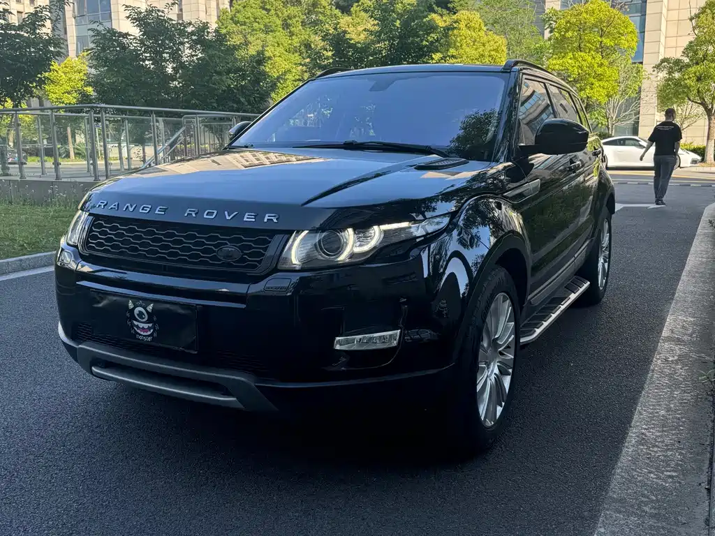 Land Rover Range Rover Evoque 2015 — фото 1