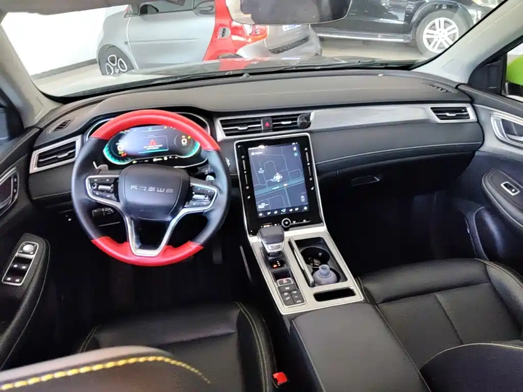 Roewe RX5 New Energy 2021 — фото 10