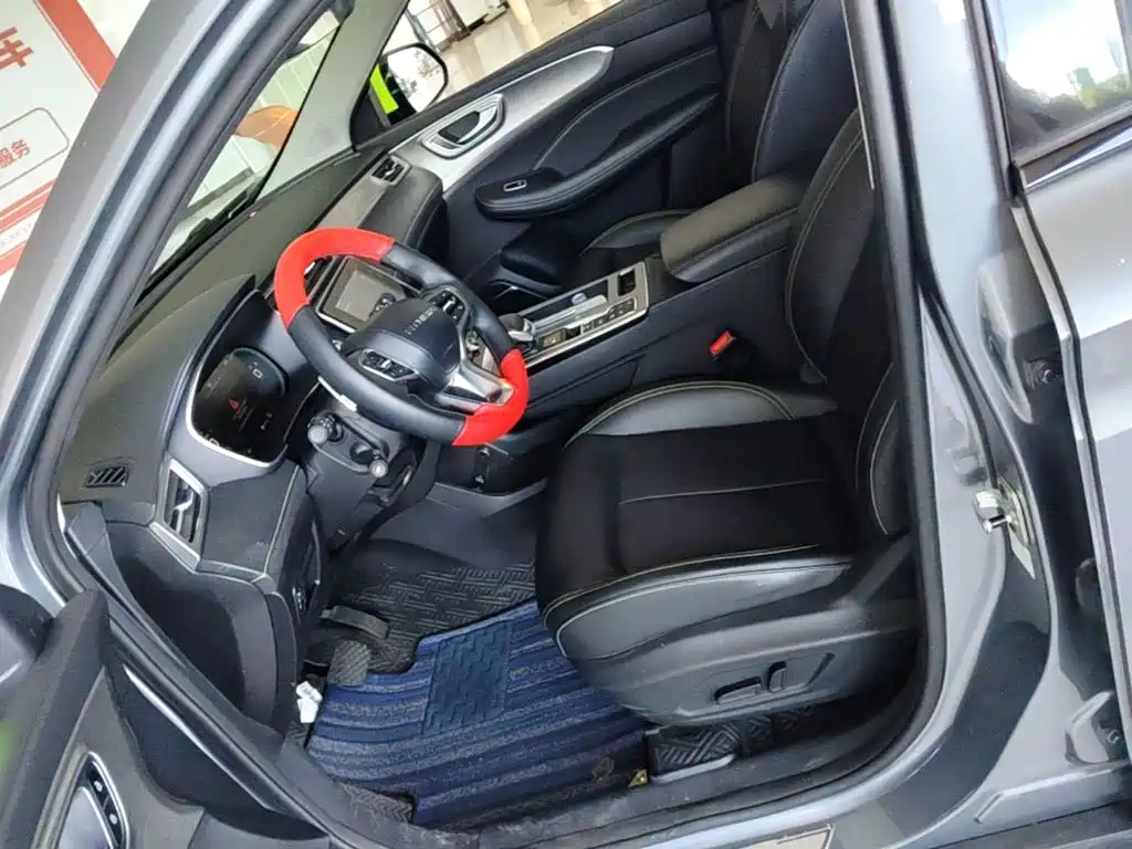 Roewe RX5 New Energy 2021 — фото 15