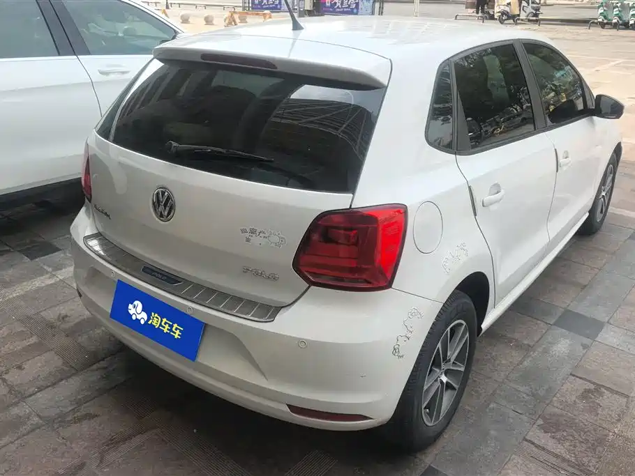 Volkswagen Polo 2016