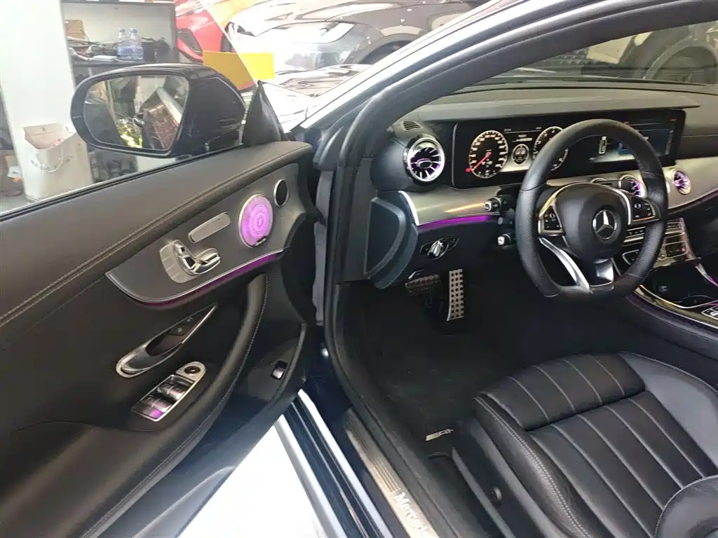 Mercedes-Benz E-Class 2017 — фото 12
