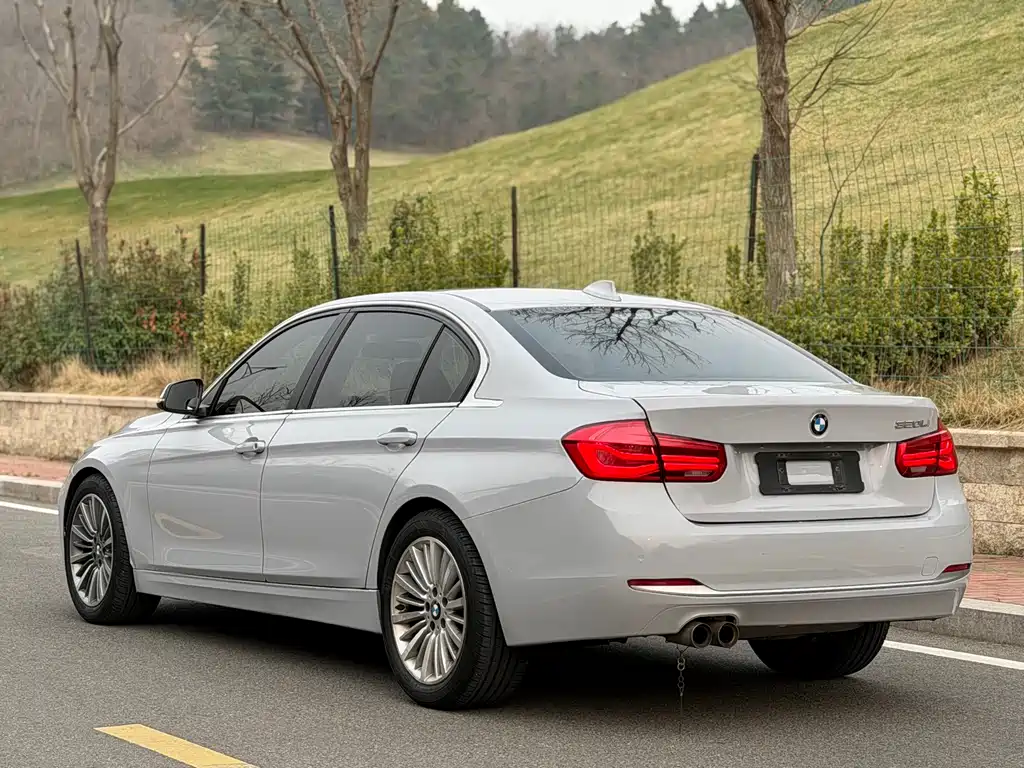BMW 3 Series 2018 — фото 4