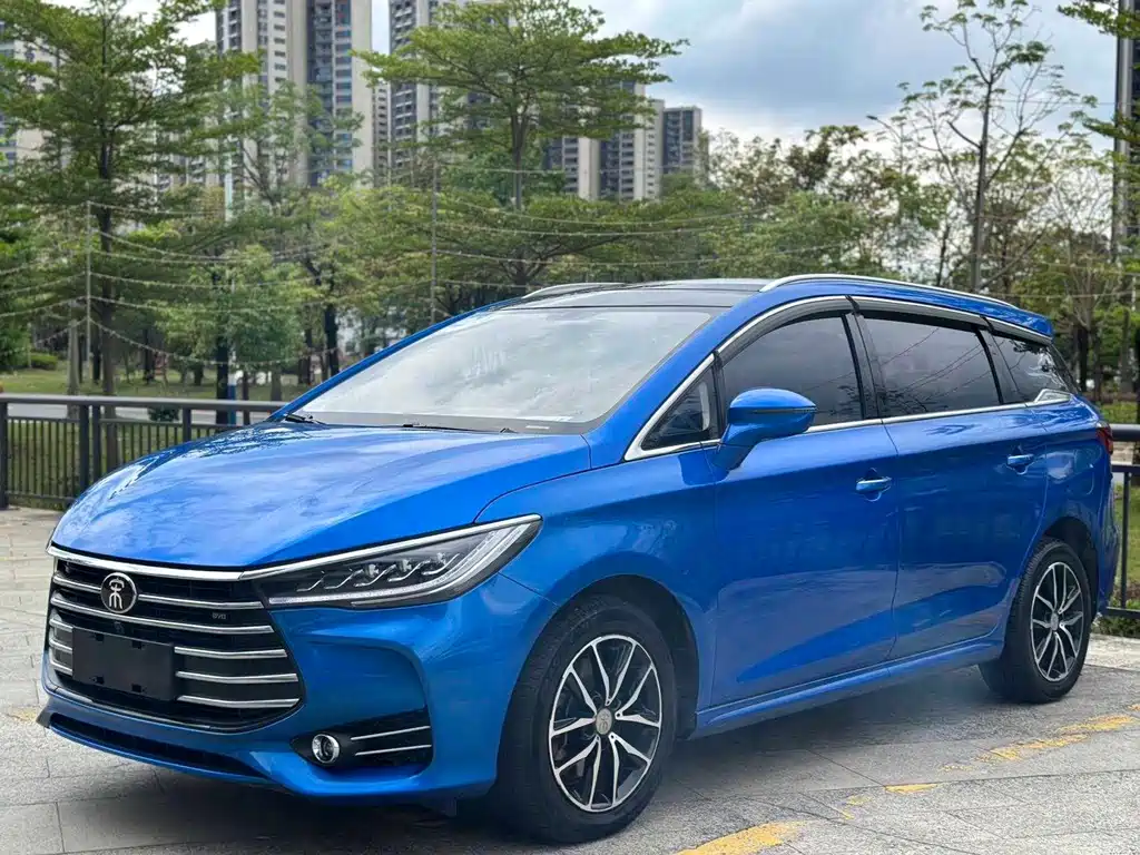 BYD Song MAX 2018 — фото 1