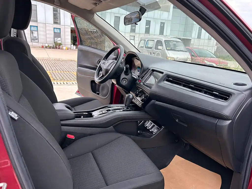 Honda Vezel 2018 — фото 10