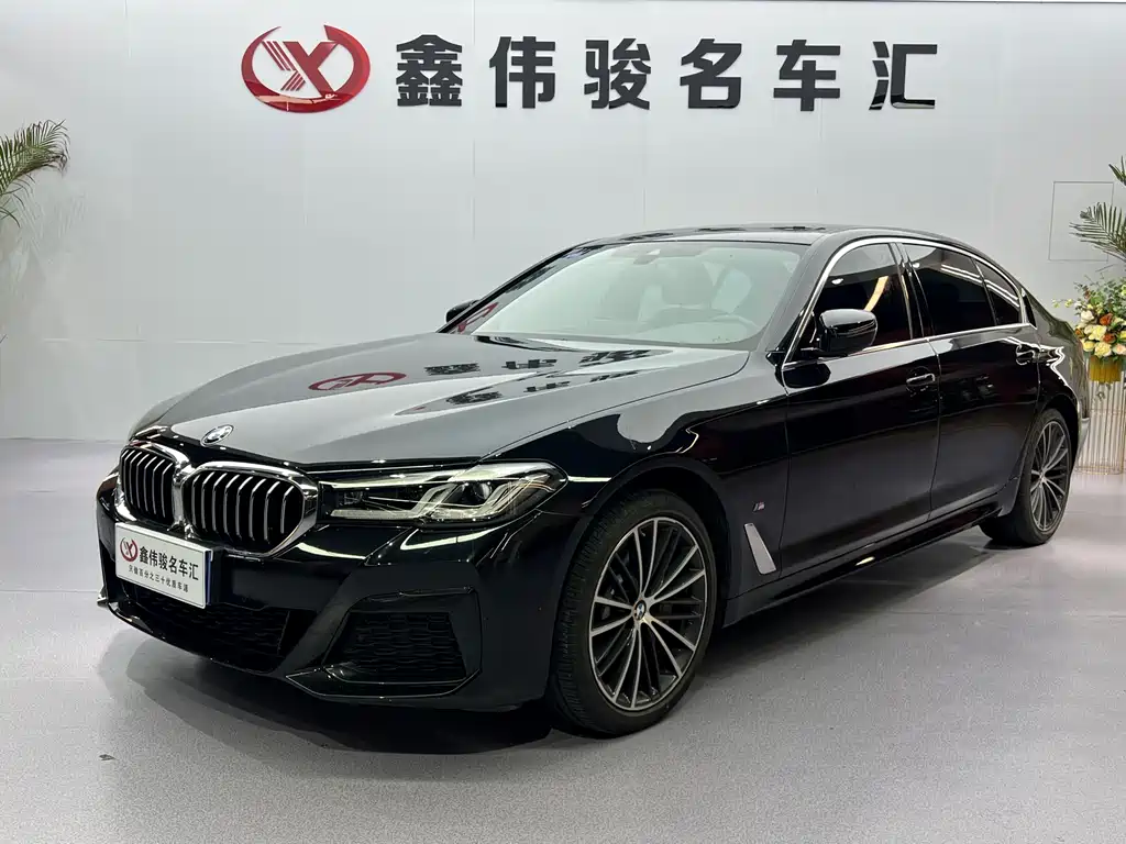 BMW 5 Series 2023
