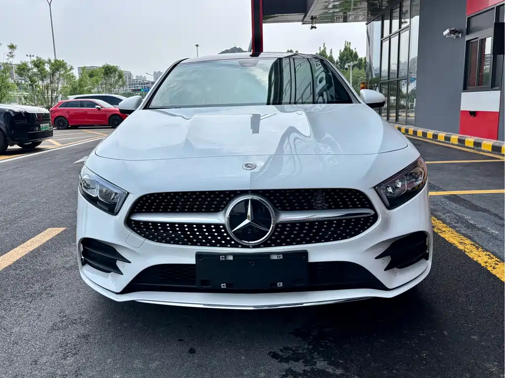 Mercedes-Benz A-Class 2023 — фото 2