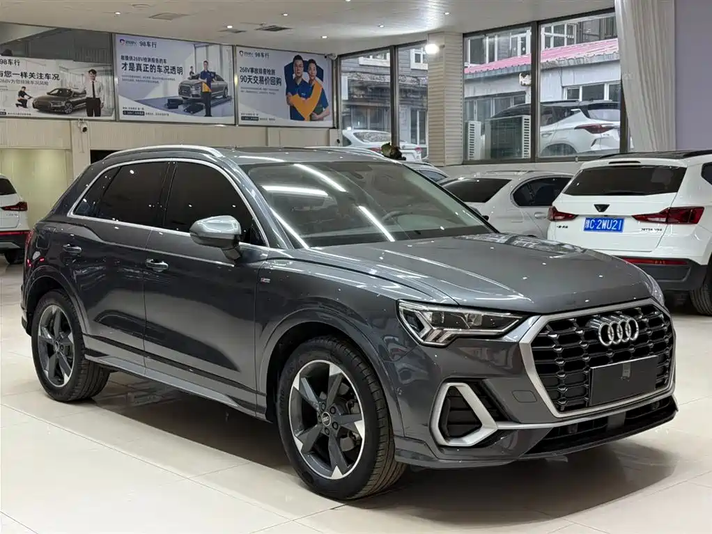 Audi Q3 2023 — фото 3