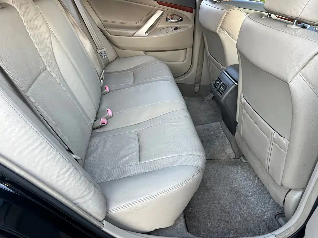 Toyota Camry 2008 — фото 10