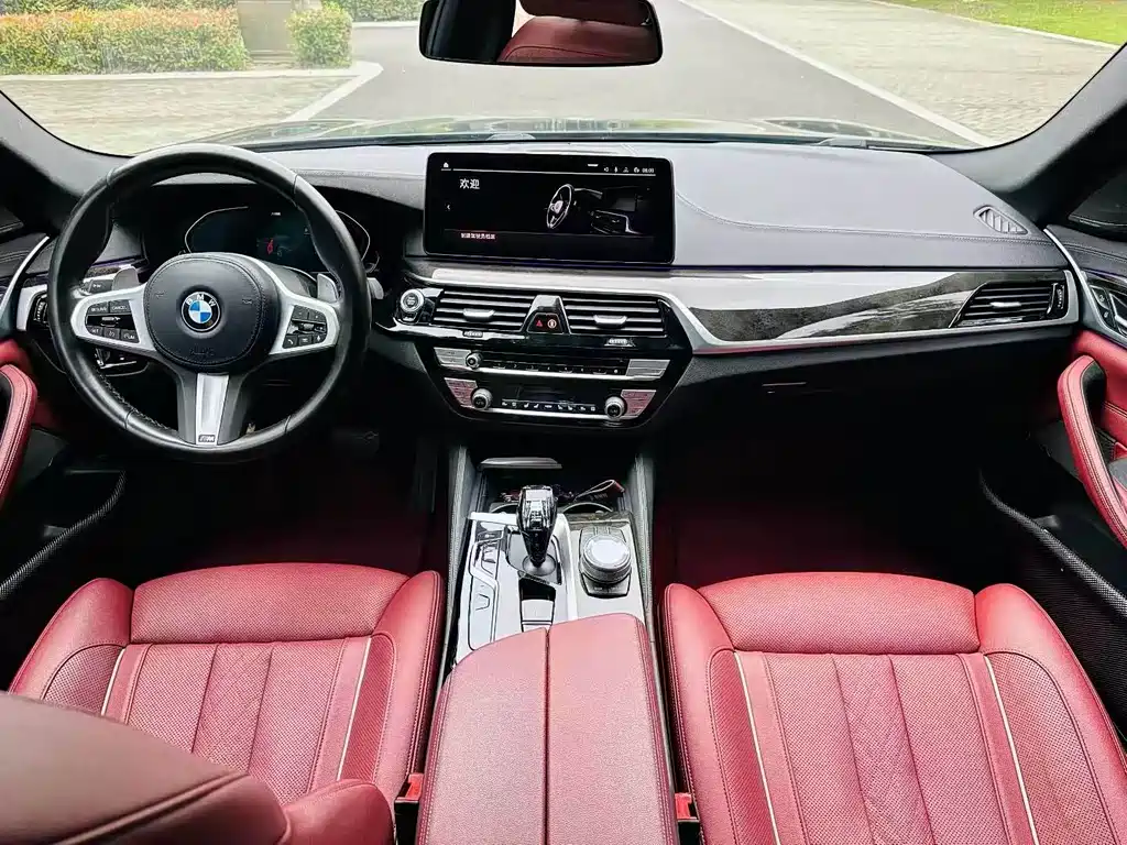 BMW 5 Series 2022 — фото 7
