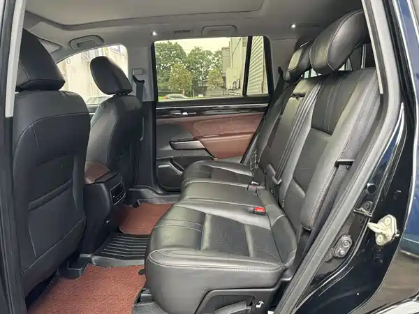 GAC Trumpchi GS8 2017