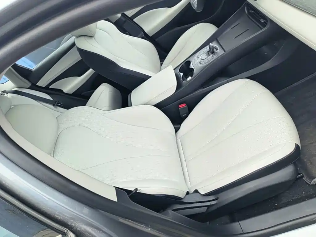 BYD Seal 05 DM-i 2025 — фото 25