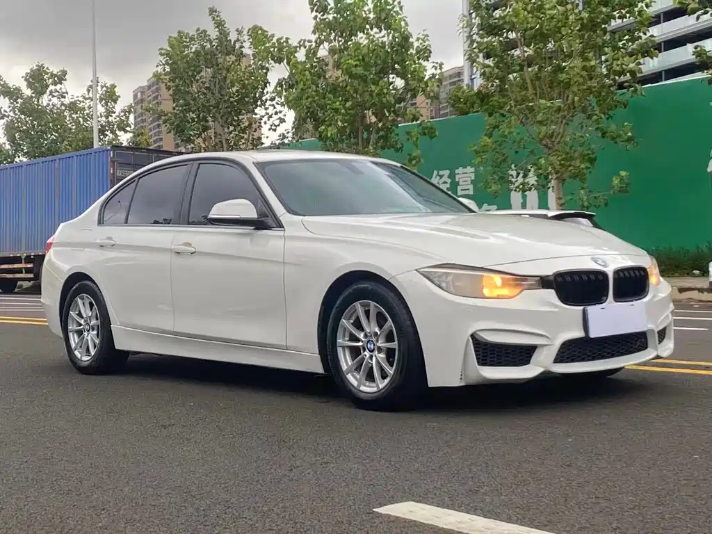 BMW 3 Series 2015 — фото 3