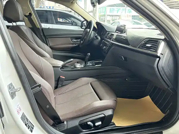 BMW 3 Series 2019