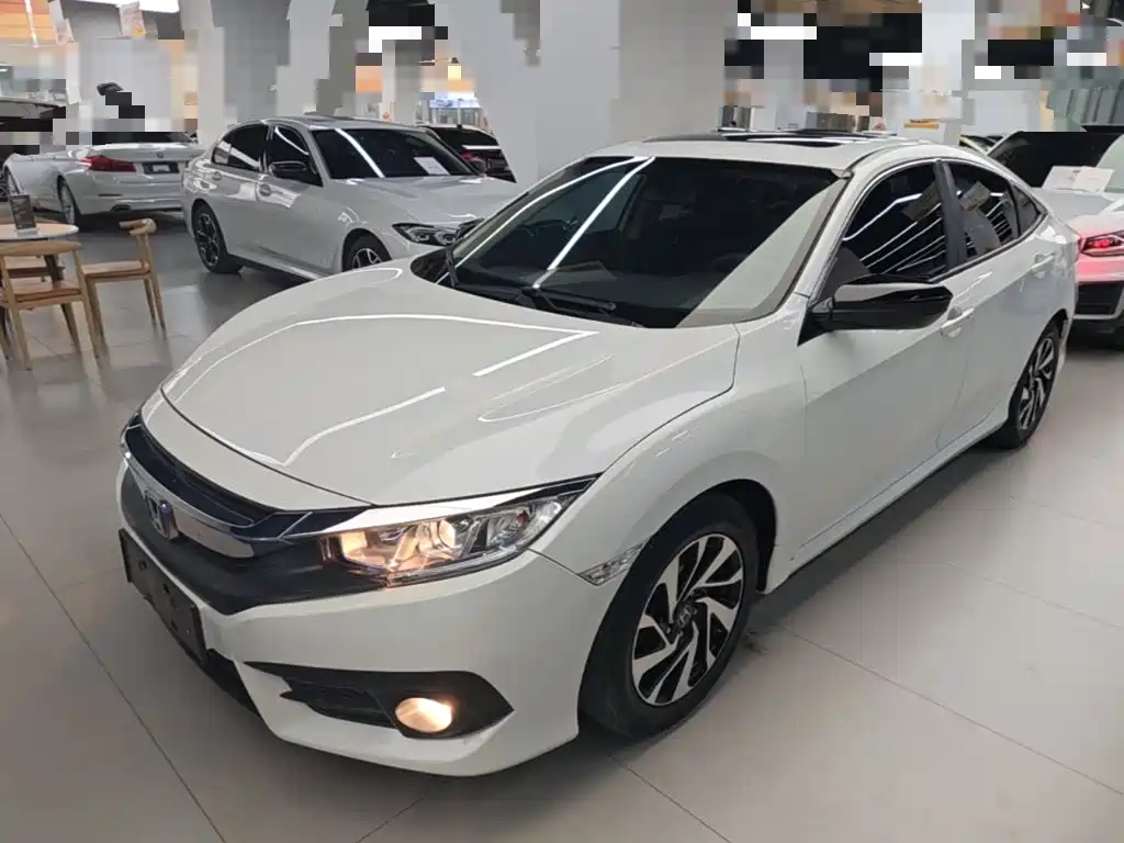 Honda Civic 2018 — фото 2