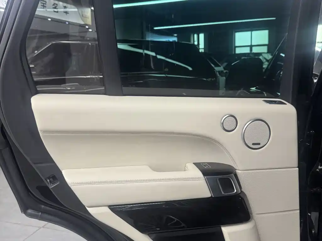 Land Rover Range Rover 2014 — фото 15