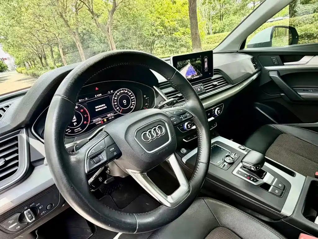 Audi Q5L 2019 — фото 4