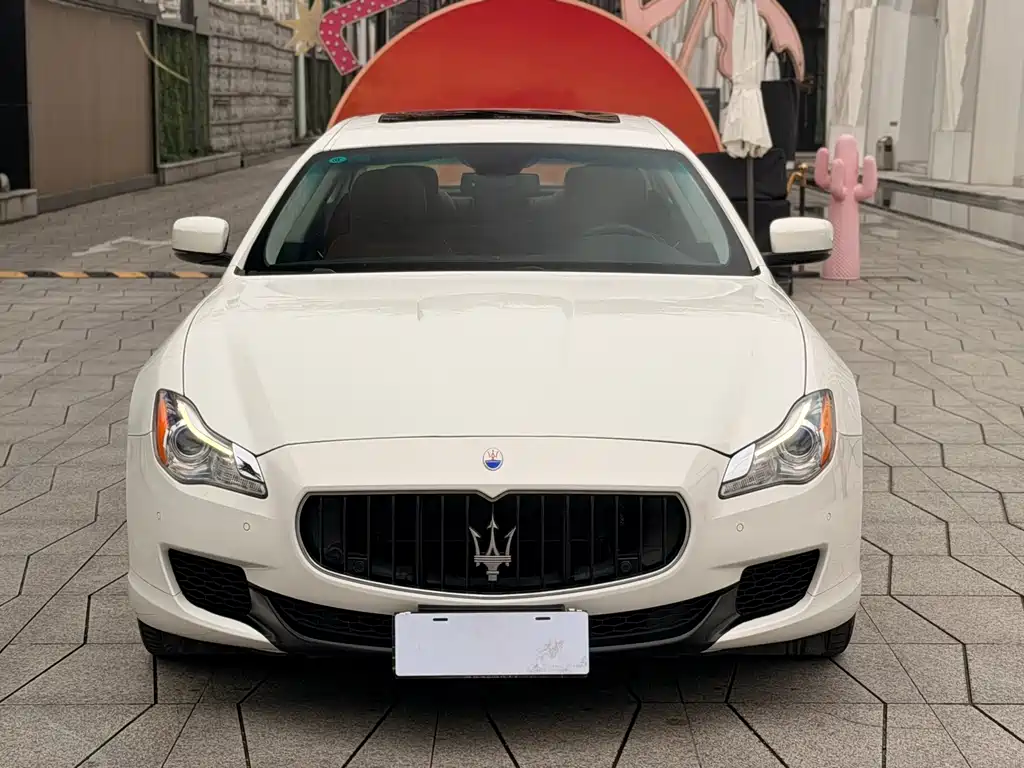 Maserati Quattroporte 2017 — фото 2