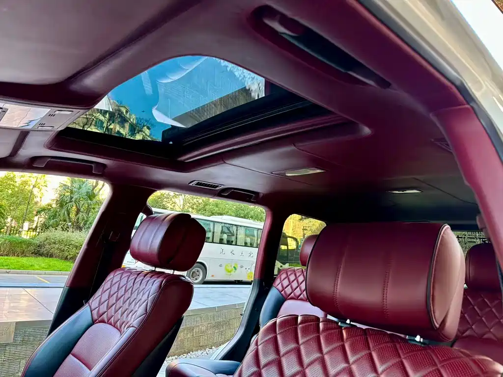 Toyota Land Cruiser 2020 — фото 12