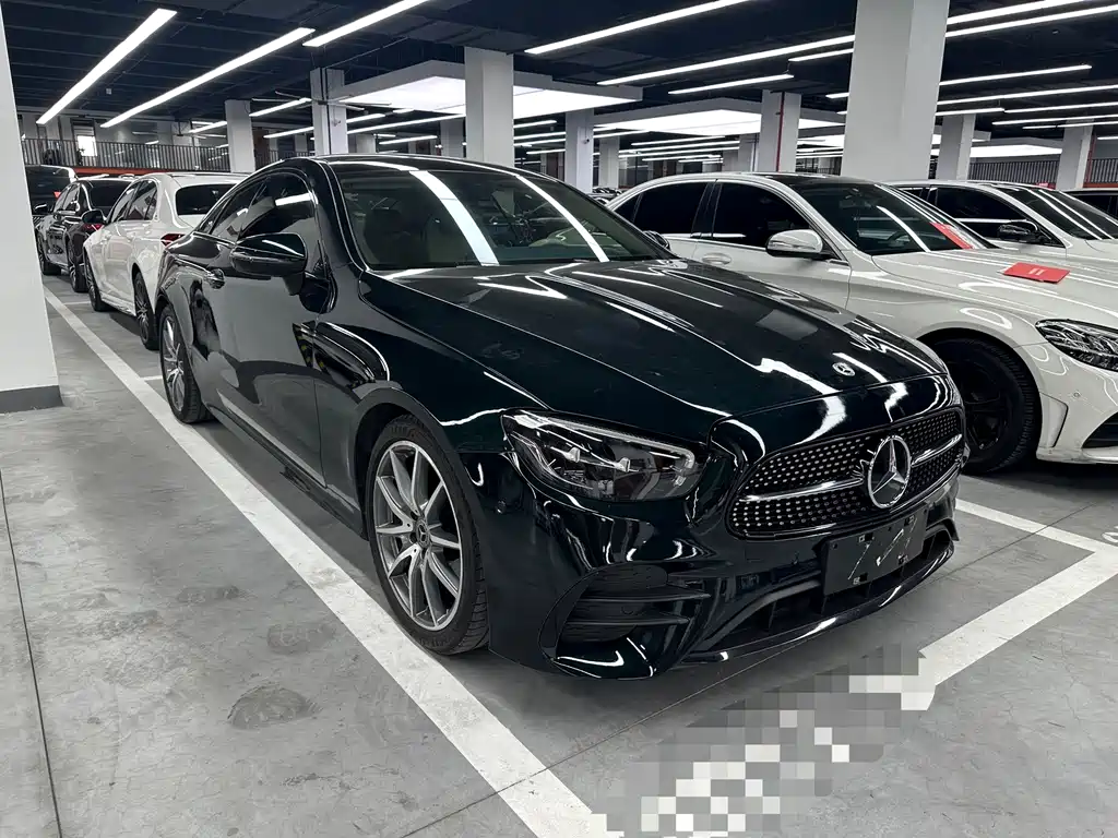 Mercedes-Benz E-Class 2022 — фото 3