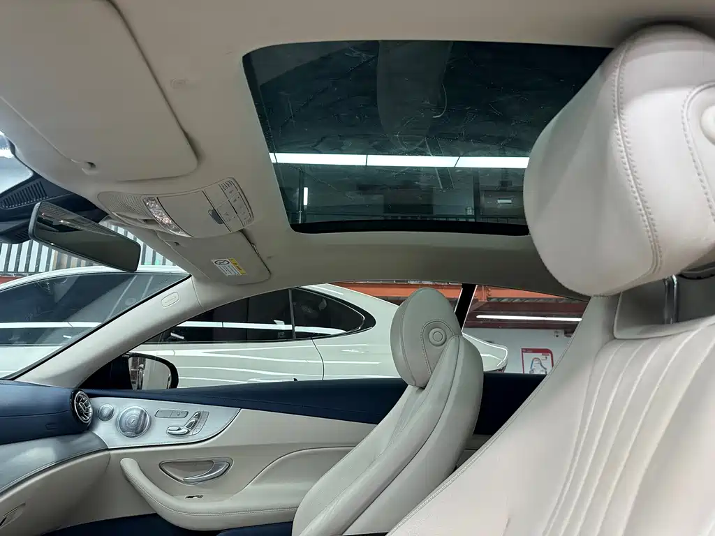 Mercedes-Benz E-Class 2022 — фото 16