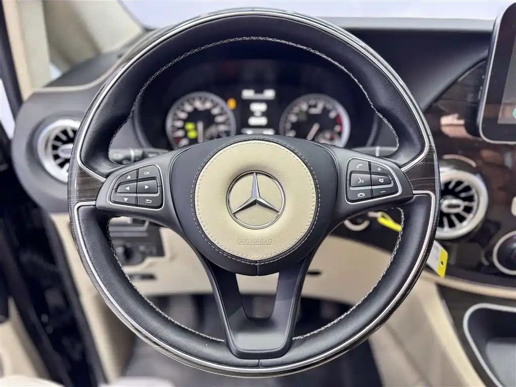 Mercedes-Benz Vito 2021 — фото 14
