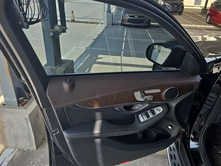 Mercedes-Benz GLC 2016