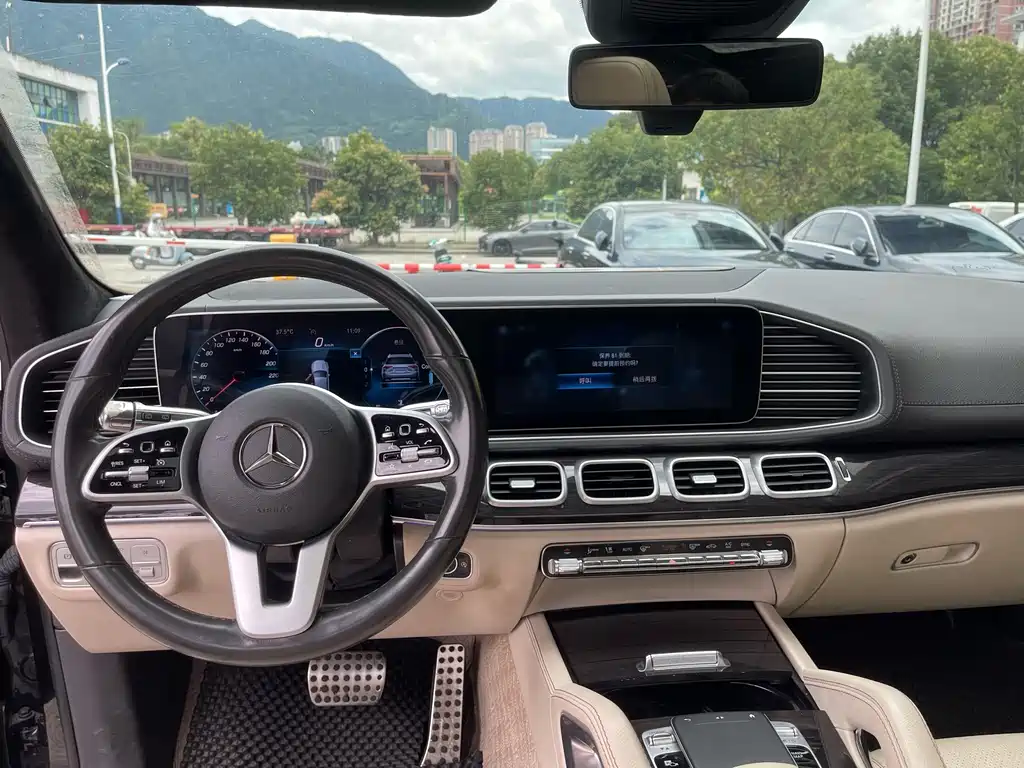 Mercedes-Benz GLE 2020 — фото 6