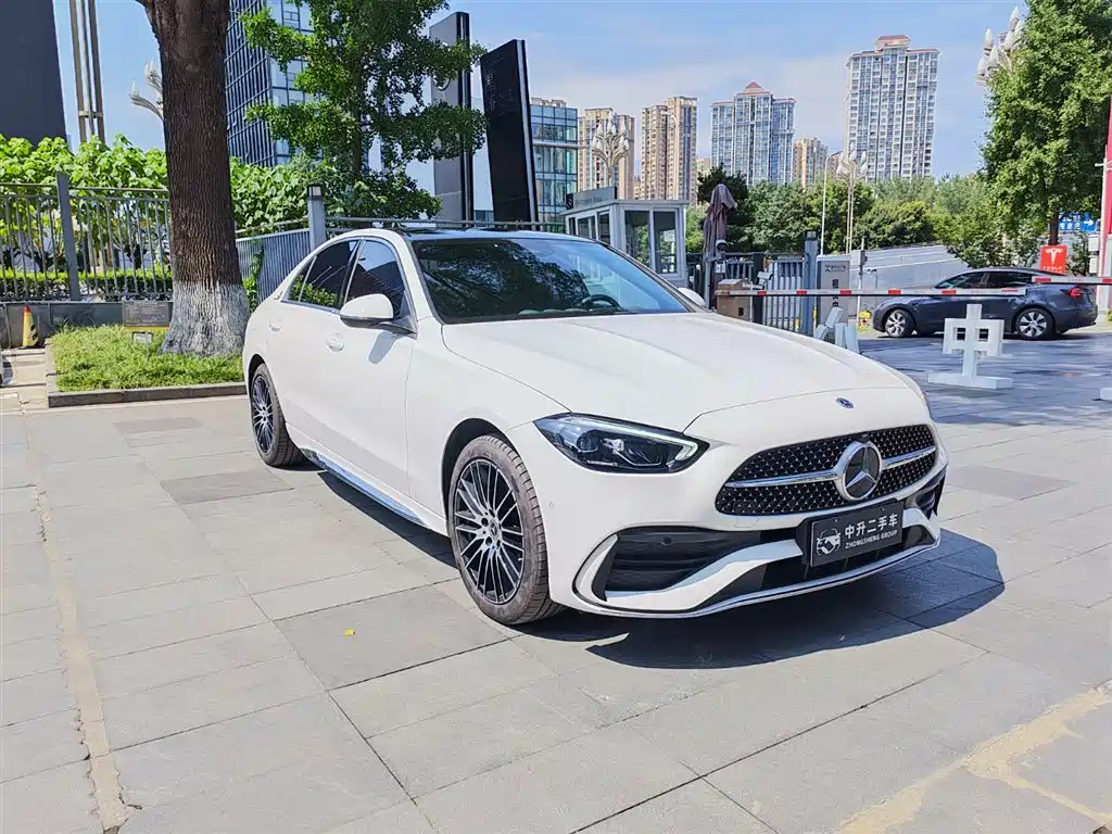 Mercedes-Benz C-Class 2023