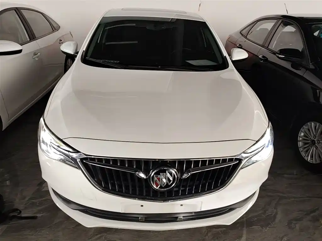Buick Excelle 2019 — фото 3