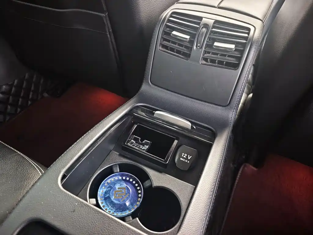 Mercedes-Benz CLS 2017 — фото 25