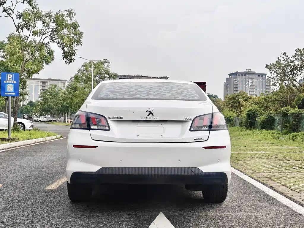 Peugeot 408 2019