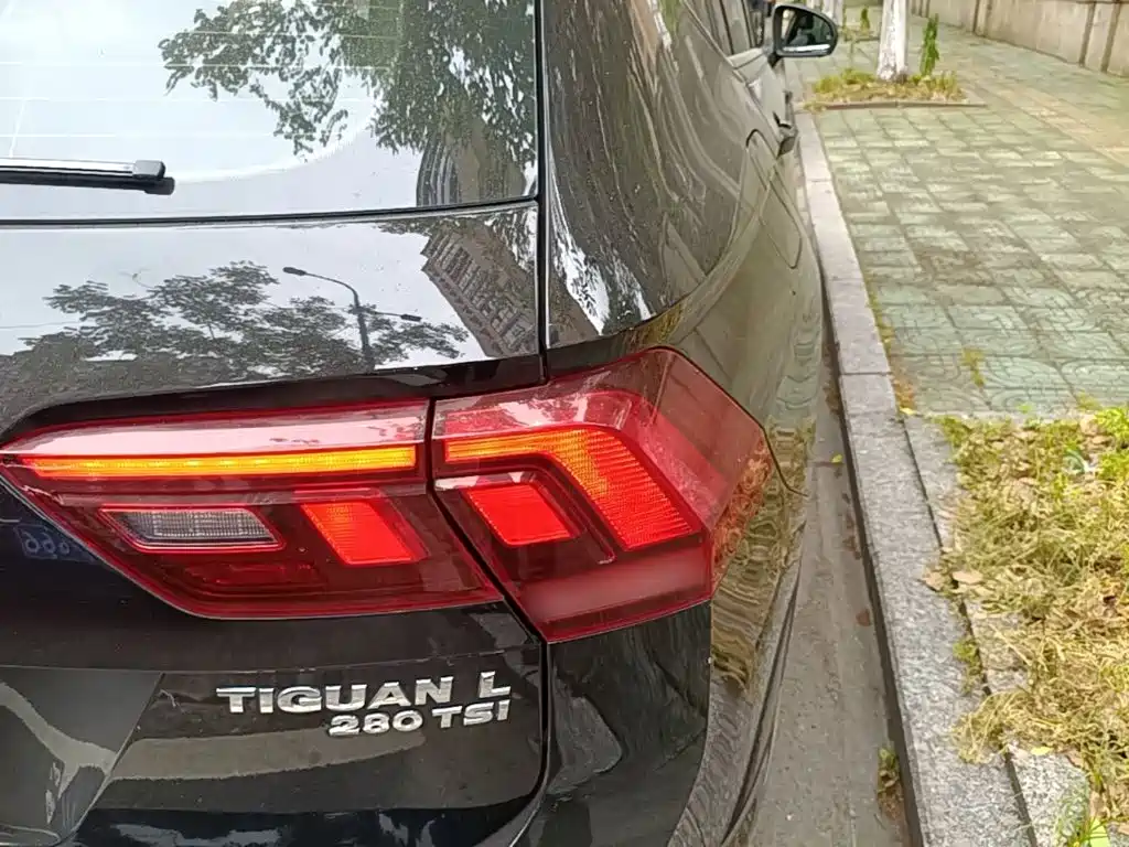 Volkswagen Tiguan L 2020 — фото 24