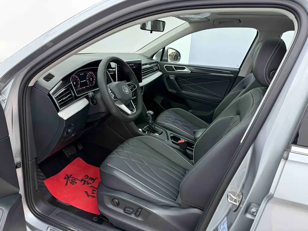 Volkswagen Tiguan L 2022 — фото 16