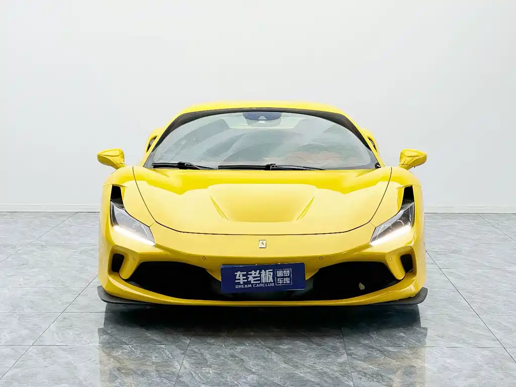 Ferrari F8 2021 — фото 2