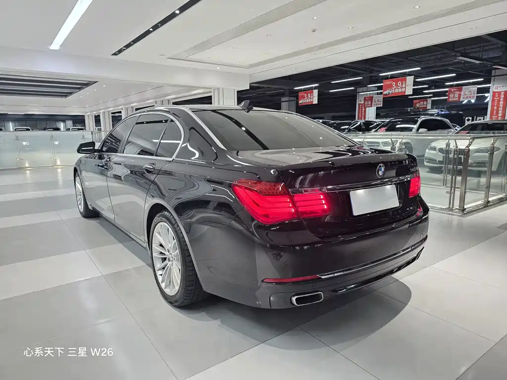 BMW 7 Series 2014 — фото 18