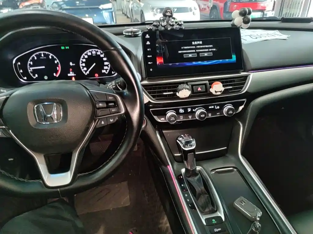 Honda Inspire 2022 — фото 13