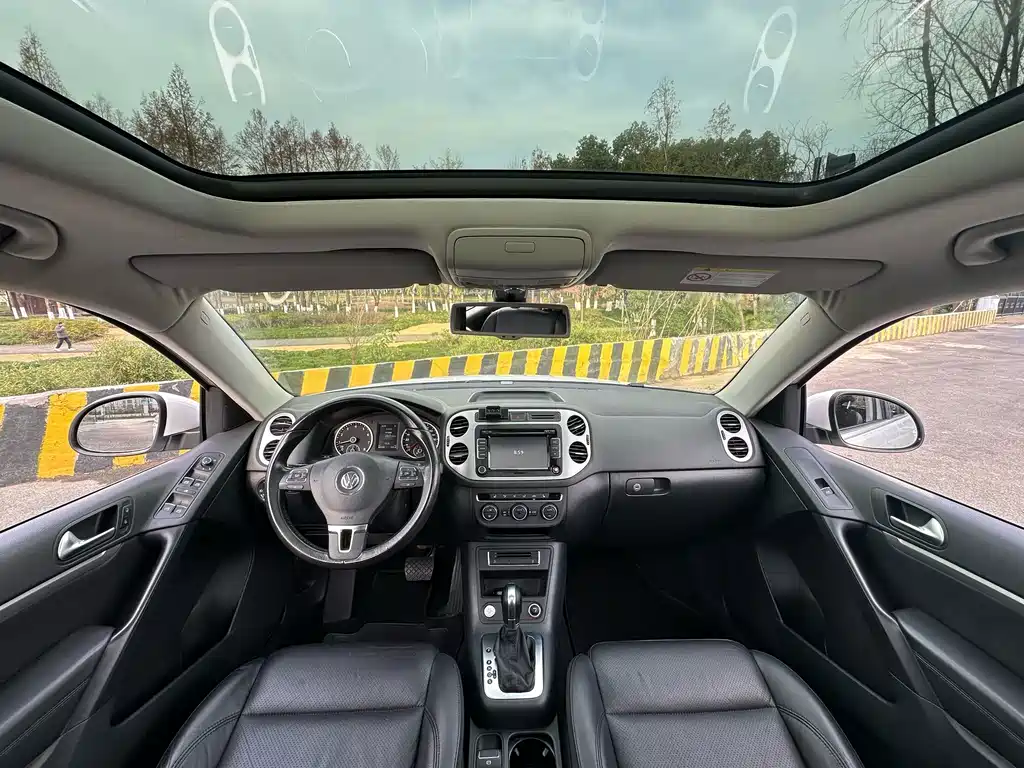 Volkswagen Tiguan 2015 — фото 10