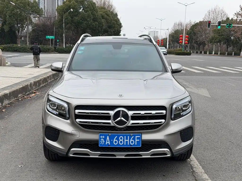 Mercedes-Benz GLB 2020 — фото 2