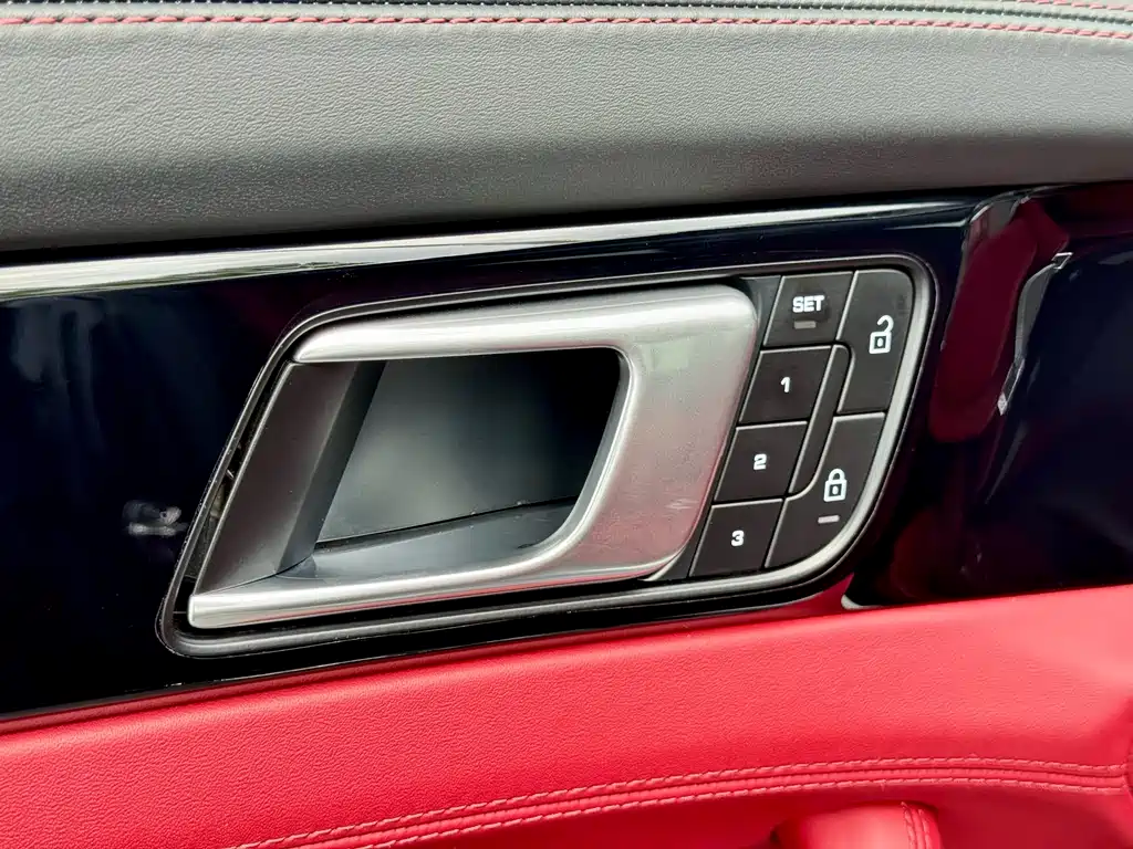 Porsche Panamera 2022 — фото 12
