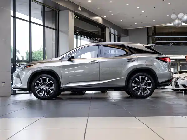 Lexus RX 2020