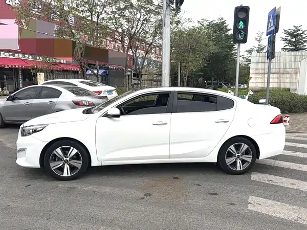 Kia K4 2017