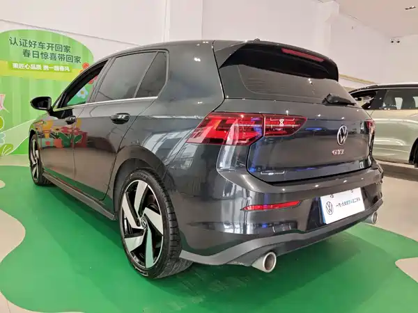 Volkswagen Golf GTI 2023