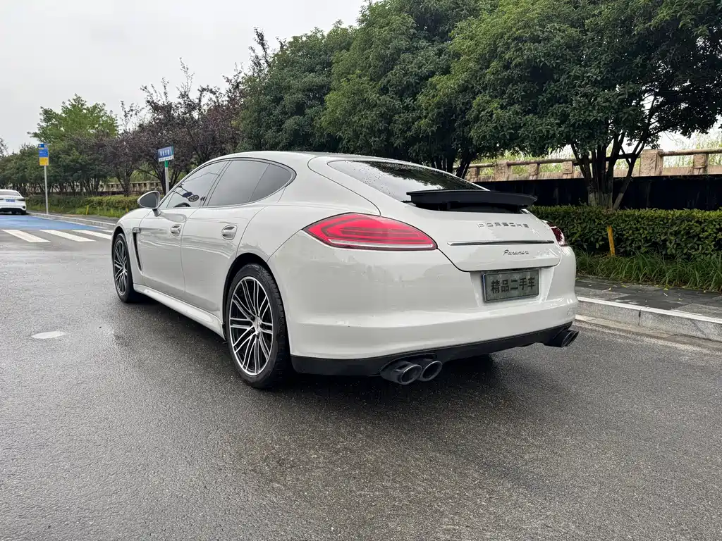Porsche Panamera 2010