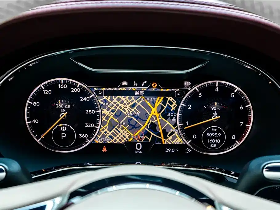 Bentley Continental 2023 — фото 13