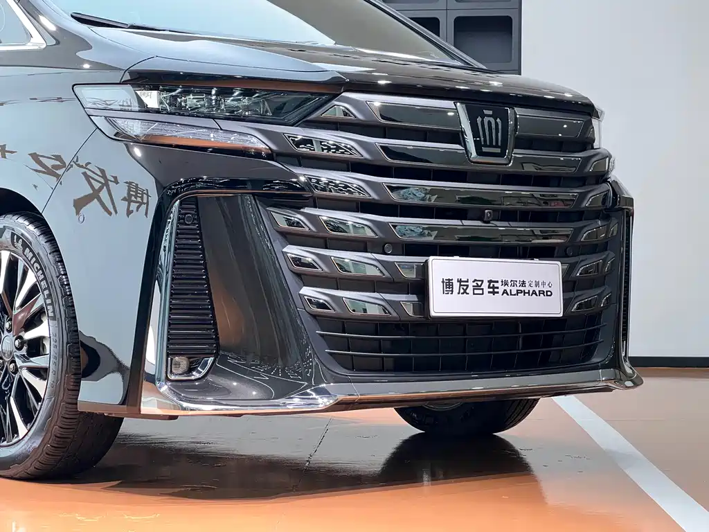 Toyota Vellfire 2025 — фото 4