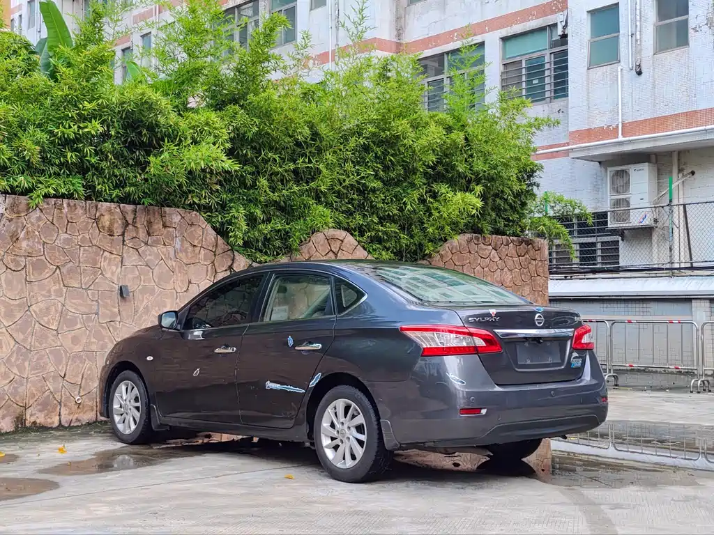 Nissan Sylphy 2013