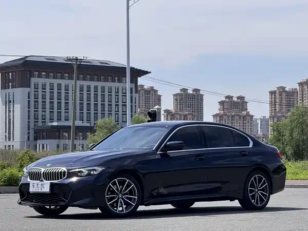 BMW 3 Series 2023